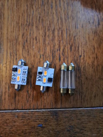 Flashing trafficator leds