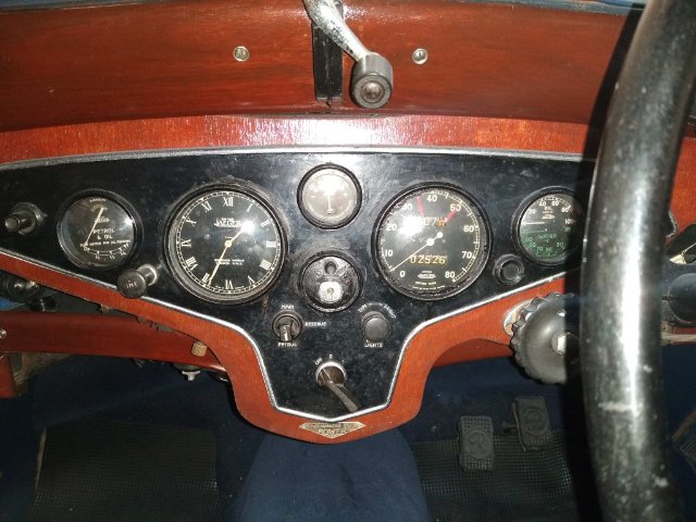 38 14 dashboard.jpg